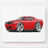Voiture Rouge-Noire du challengeur SRT8