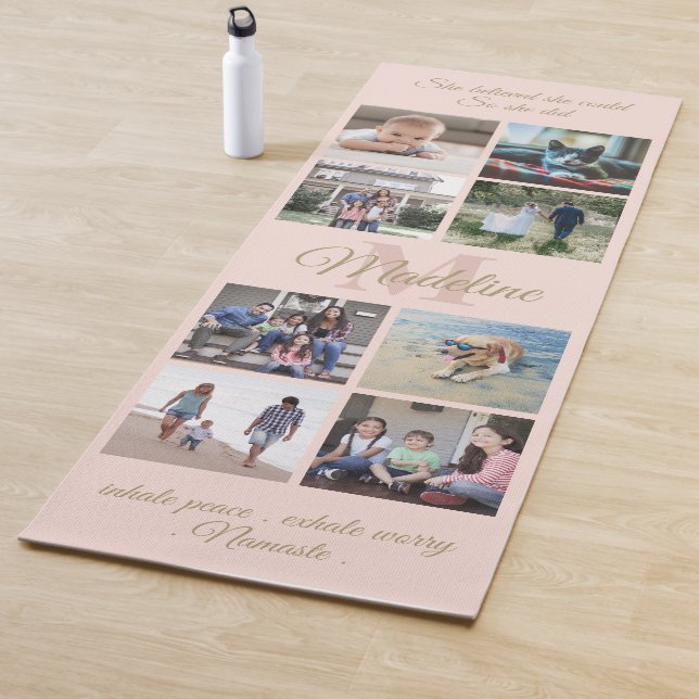 Tapis De Yoga 2 côtés Mantra Personnalisé Blush et Monogramme Or (En situation)