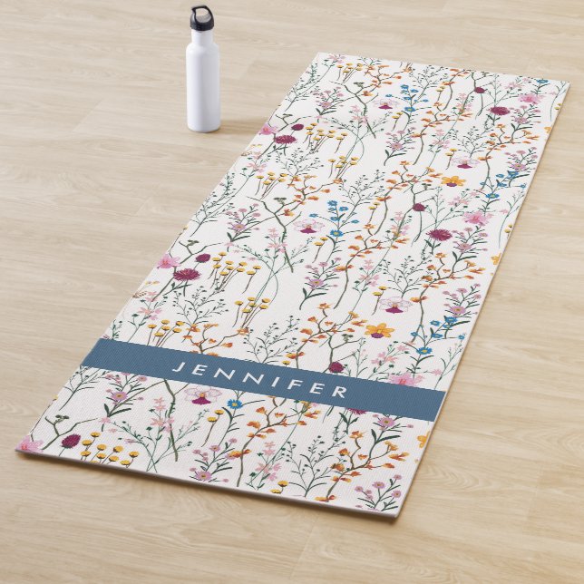 Tapis De Yoga Ajoutez votre motif nommé de fleur sauvage d'été (En situation)