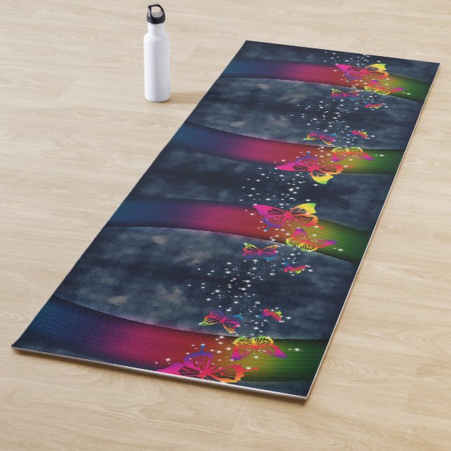 Tapis De Yoga Arcs-en-ciel sur papillons (En situation)