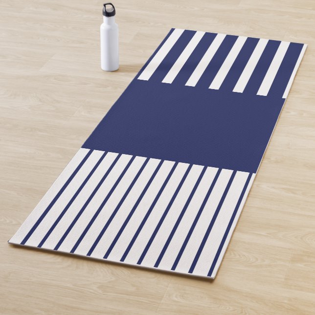 Tapis De Yoga Bleu et blanc (En situation)