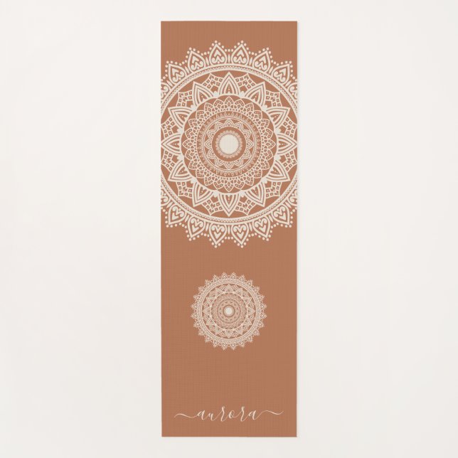 Tapis De Yoga Boho Ivory Mandala sur Terracotta Nom personnalisé (Devant)