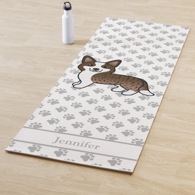 Tapis De Yoga Brindle Cardigan Welsh Corgi Chien & Nom (En situation)
