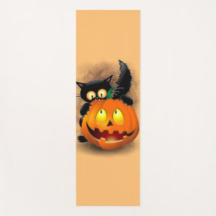 Tapis De Yoga Cat Fun Halloween Character biting a Pumpkin