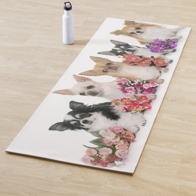 Tapis De Yoga Chihuahuas et le tourteau d'entraînement aux fleur (En situation)