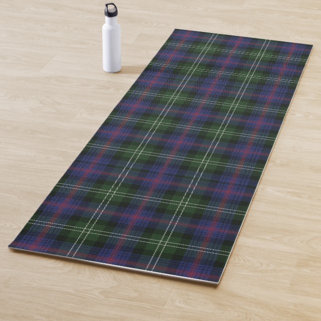 Tapis De Yoga Clan Plaid Sutherland violet noir Tartan (En situation)