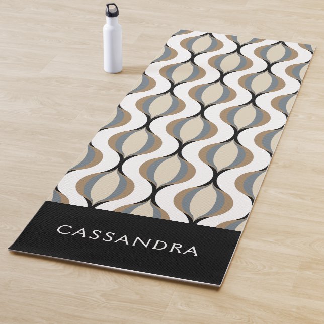 Tapis De Yoga Classique Taupe Beige Tan Gris Blanc Noir Vagues (En situation)