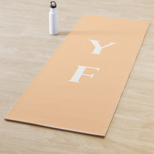 Tapis de yoga couleur pêche avec initiales de nom