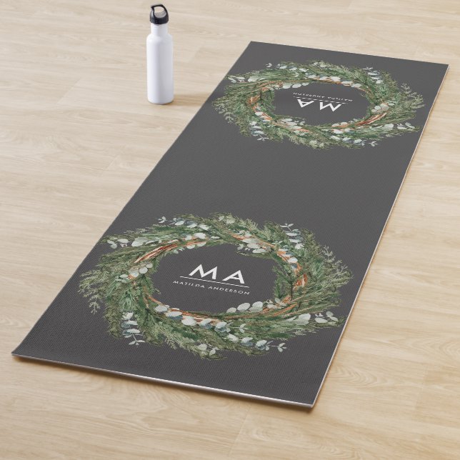Tapis De Yoga Courbe botanique eucalyptus élégant et moderne (En situation)