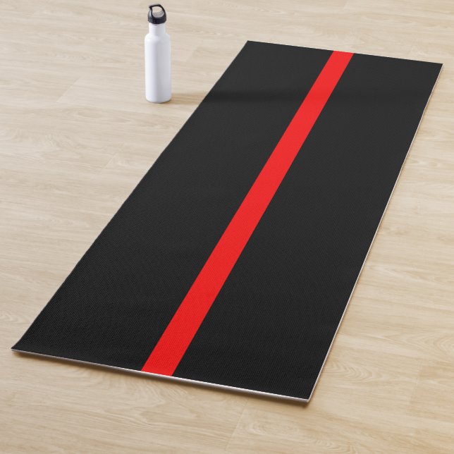 Tapis De Yoga Design graphique en ligne rouge mince symbolique s (En situation)
