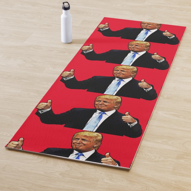 TAPIS DE YOGA DONALD TRUMP 2024 YOGA MAT (En situation)