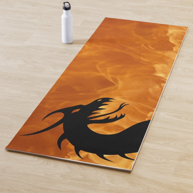 Tapis De Yoga Dragon Flames Fire Respire Noir (En situation)