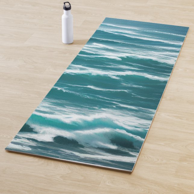 Tapis De Yoga Écrasement des vagues turquoise de l'océan (En situation)