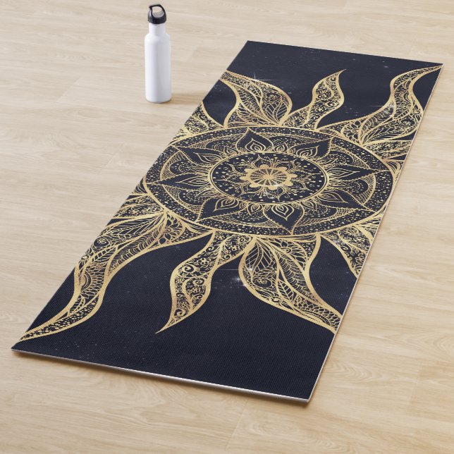 Tapis De Yoga Elégant Gold Sun Mandala Blue Nebula Design (En situation)