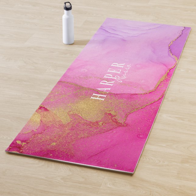 Tapis De Yoga Élégant Pink Nom personnalisé Yoga Mat (En situation)