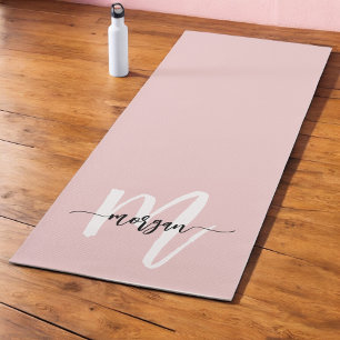 Tapis De Yoga Élégant rose moderne Script Girly Monogramme Nom