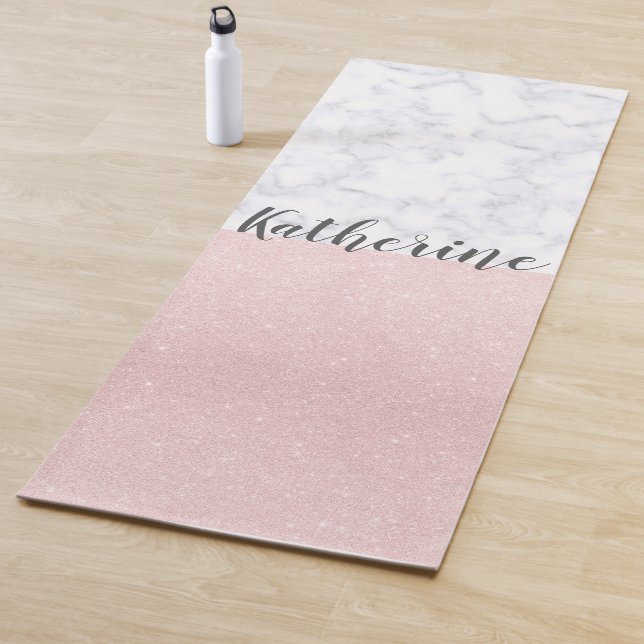 Tapis De Yoga Elégante parties scintillant rose en or et marbre  (En situation)