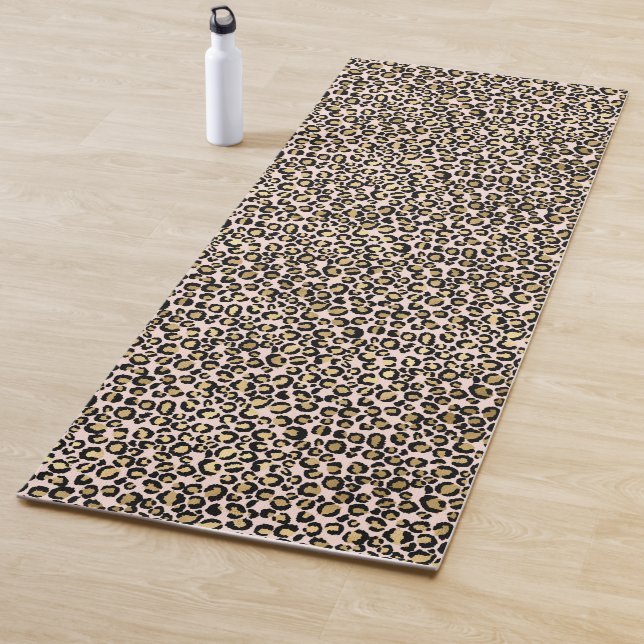 Tapis De Yoga Empreinte de léopard d'or rose (En situation)
