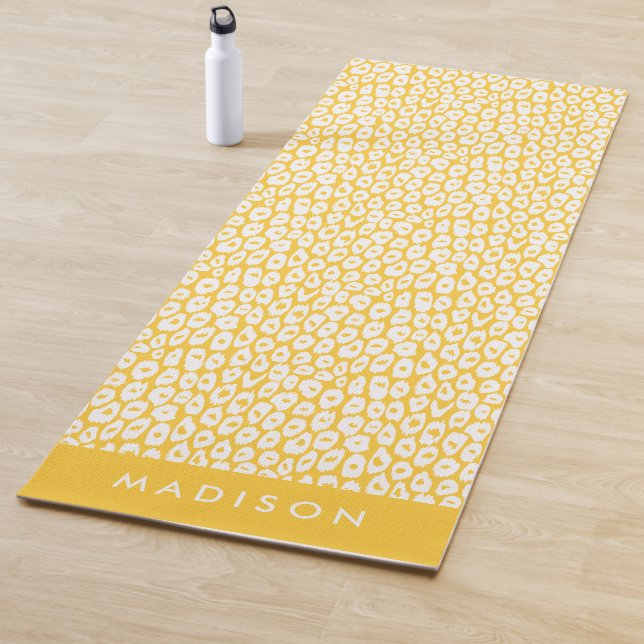 Tapis De Yoga Empreinte de léopard jaune personnalisé (En situation)