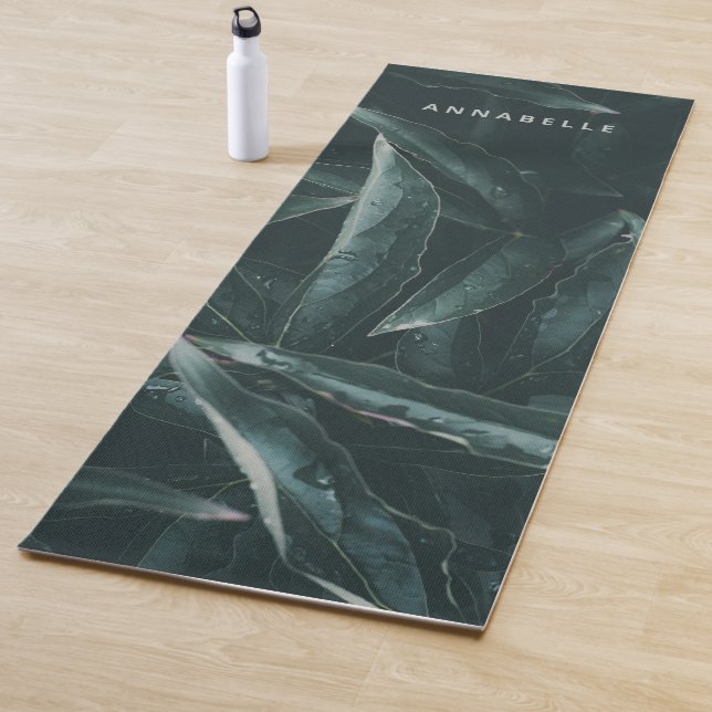 Tapis De Yoga Feuillage botanique moderne feuillage vert foncé s (En situation)