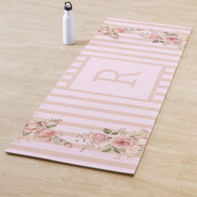 Tapis De Yoga Floral rayé rose doux (En situation)