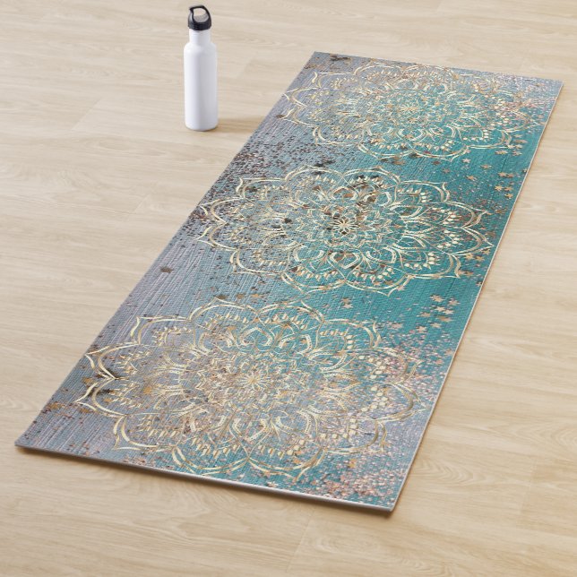 Tapis De Yoga Gold Shimmery Triple Mandala sur Turquoise  (En situation)