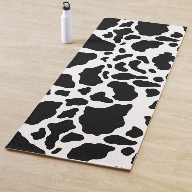 Tapis De Yoga Impression de vache noire et blanche (En situation)