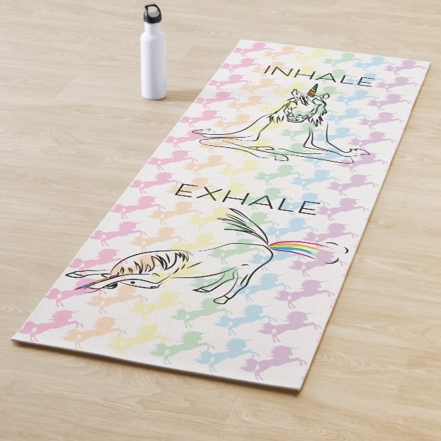 Tapis De Yoga Inhalez exhalent le yoga/licorne méditante (En situation)