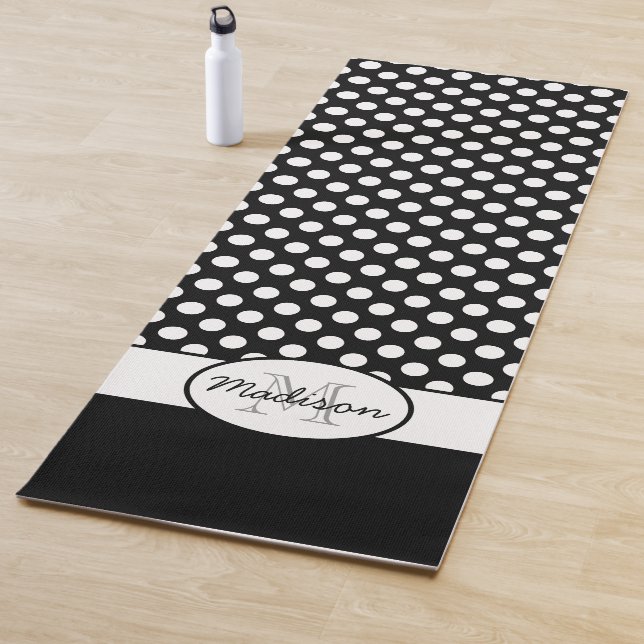 Tapis De Yoga Joli noir blanc pois rétro motif Monogramme (En situation)