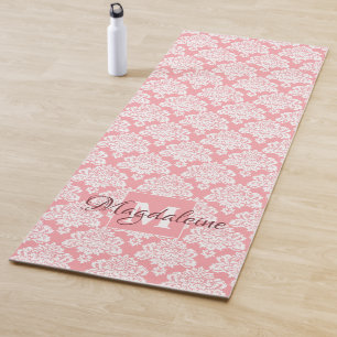 Tapis De Yoga Lacy White Damask sur Coral Monogramme