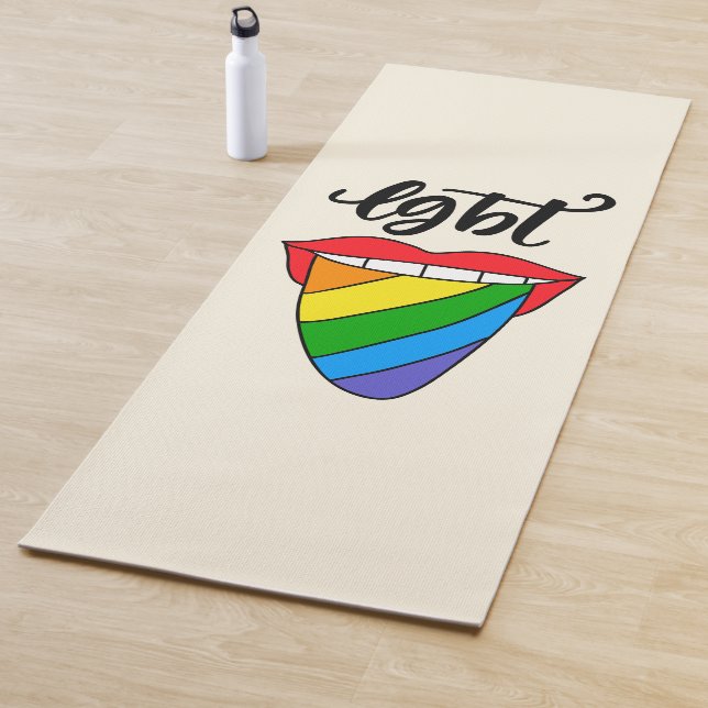 Tapis De Yoga Langue arc-en-ciel LGBT (En situation)