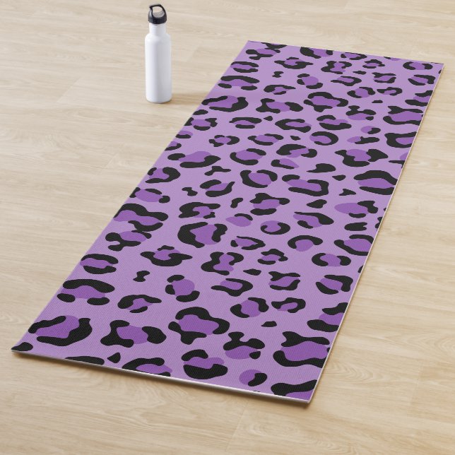 Tapis De Yoga Leopard Print, Léopard Spots, Purple Leopard (En situation)