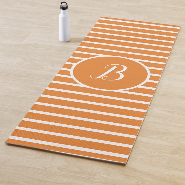 Tapis De Yoga LETTRE B Yoga Mat (En situation)