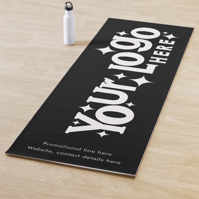 Tapis De Yoga Logo personnalisé et texte promotionnel noir blanc (En situation)