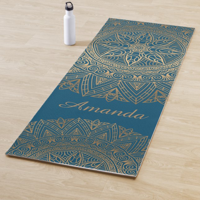 Tapis De Yoga Luxe Elegant Gold Blue Mandala Design Nom (En situation)