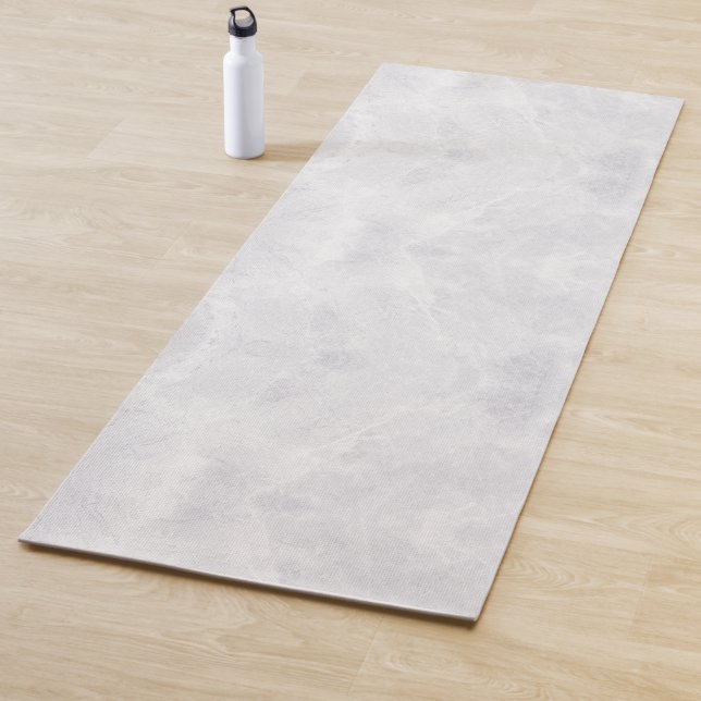 Tapis De Yoga Marbre Artistique finition Mat pour mouvement Minu (En situation)