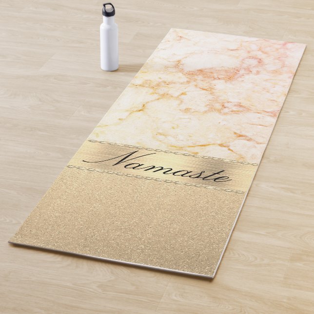 Tapis De Yoga Marbre or Rose classique (En situation)