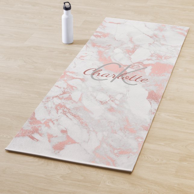 Tapis De Yoga Marbre rose or rose monogramme nom (En situation)