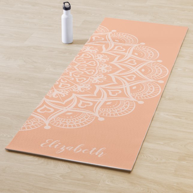 Tapis De Yoga Monogramme Boho Mandala Peach Orange (En situation)