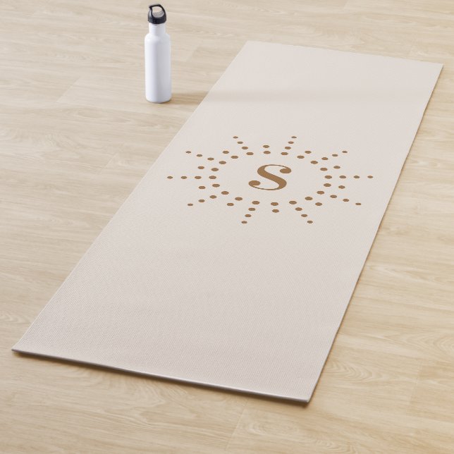 Tapis De Yoga Monogramme initial radiale sunburation ivoire neut (En situation)