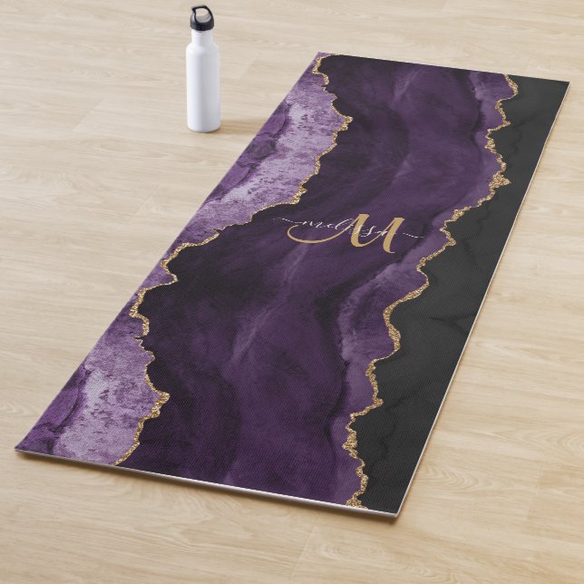 Tapis De Yoga Monogramme personnalisé Parties scintillant or vio (En situation)