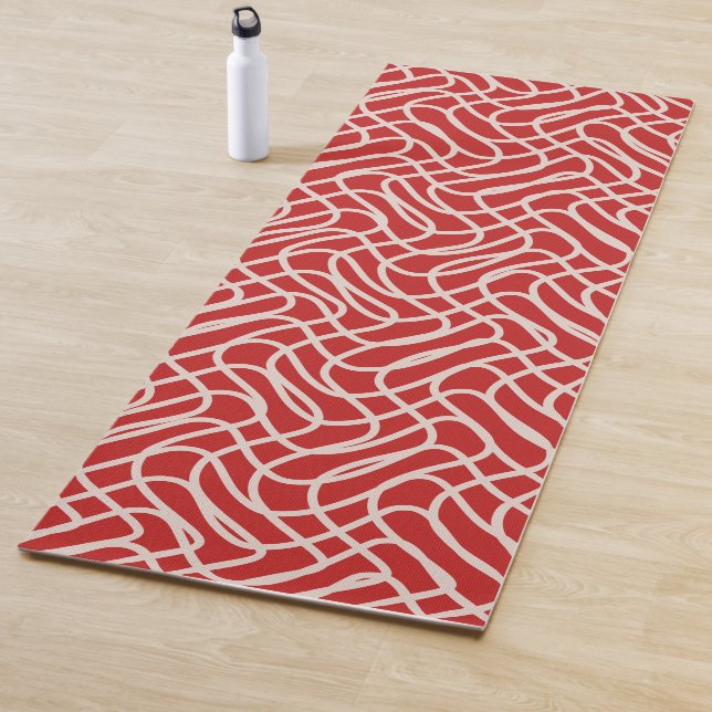 Tapis De Yoga Motif De Ligne Abstraite Rouge Et Crème (En situation)