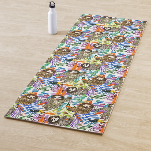 Tapis De Yoga Motif de paresse d'aquarelle de bande dessinée (En situation)