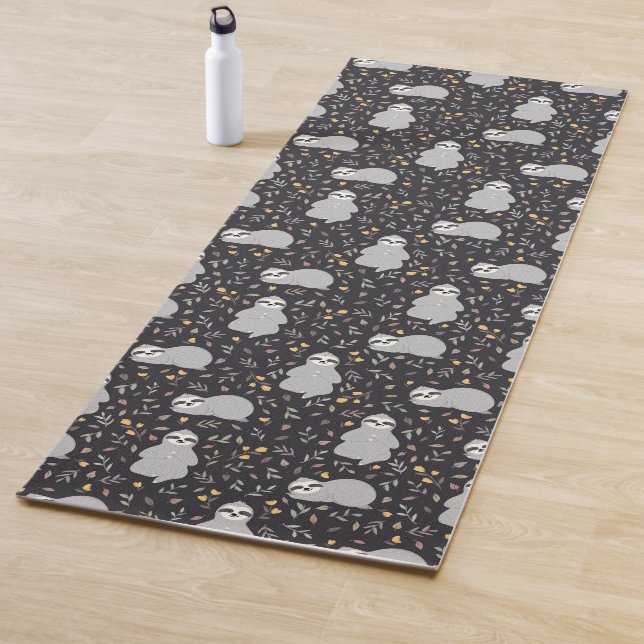 Tapis De Yoga Motif tropical de paresse de bébé (En situation)