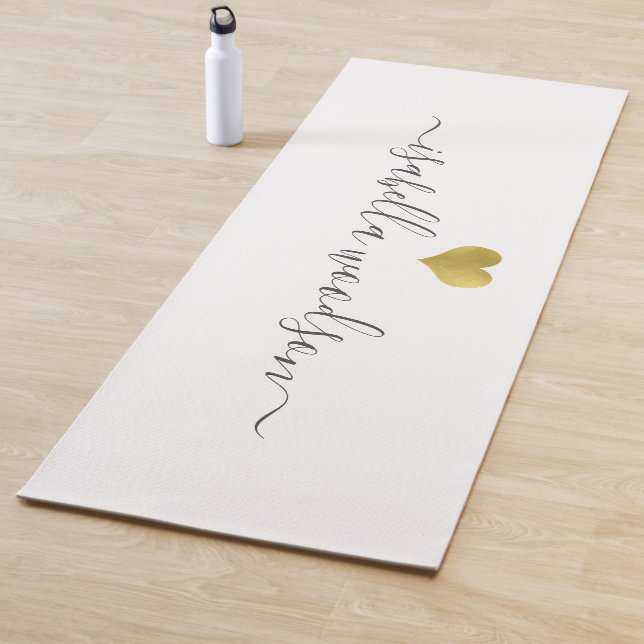 Tapis De Yoga Nom de script Cœur Doré Moderne  (En situation)