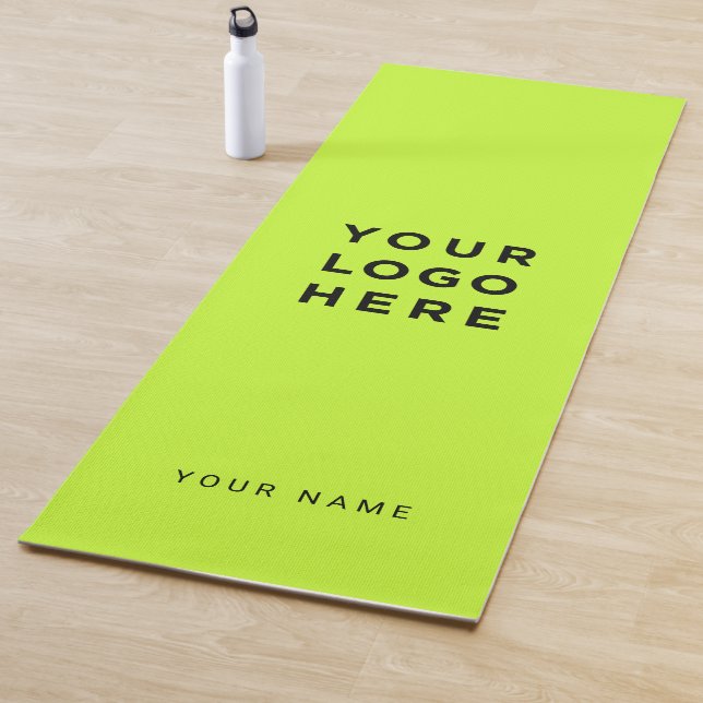 Tapis De Yoga Nom du logo de l'entreprise Neon Yellow Green Inst (En situation)