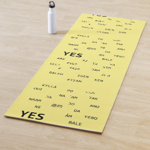 Tapis De Yoga Oui et Non dans différentes langues en jaune
