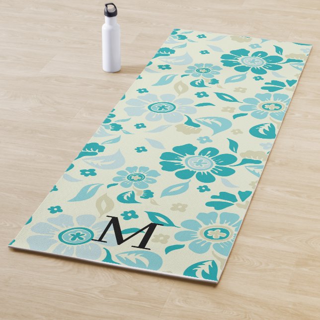 Tapis De Yoga Personalized monogram elegant floral pattern (En situation)