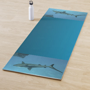 Tapis De Yoga Requin gris de récif sur un récif corallien de l'î