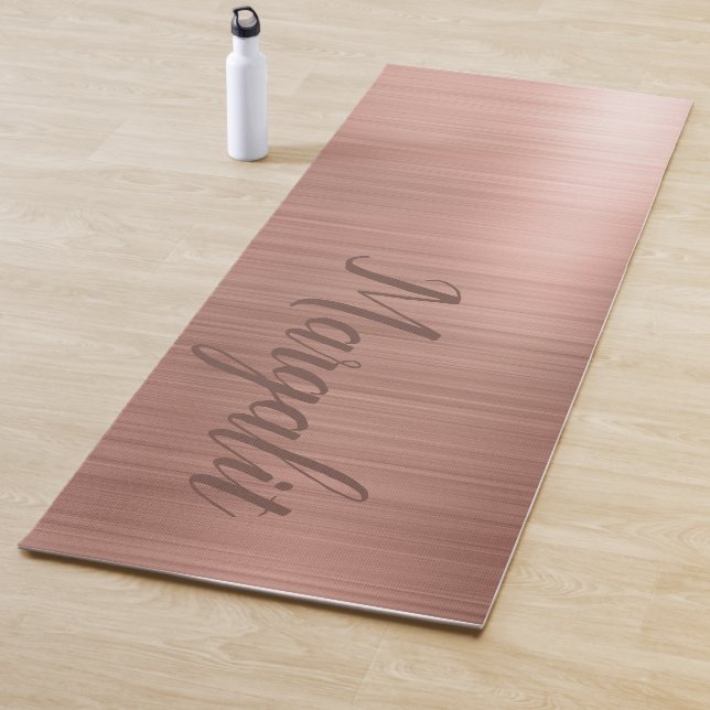 Tapis De Yoga Rose Gold Nom Monogram Yoga Mat (En situation)